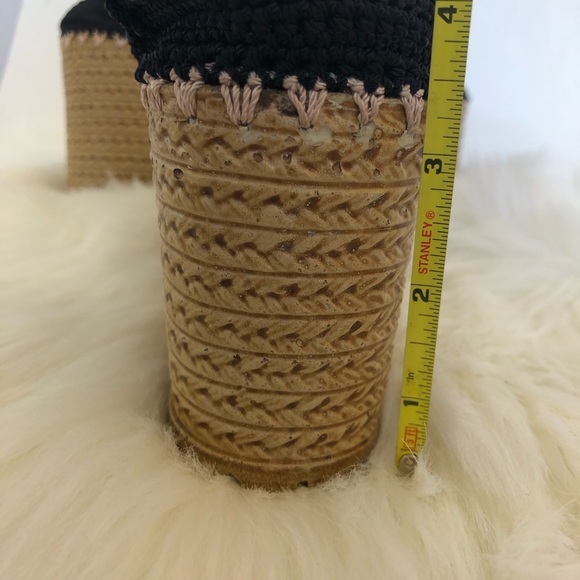 Vintage 70’s Embroidered Espadrilles - Picture 5 of 7